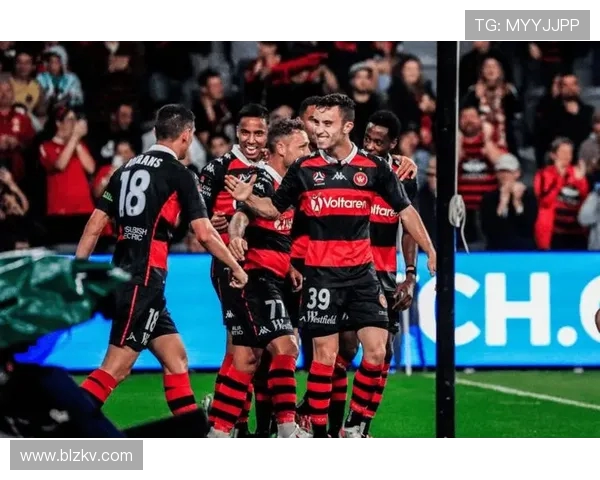 西悉尼漫步对决西部联队激情碰撞展现澳超联赛魅力与实力较量